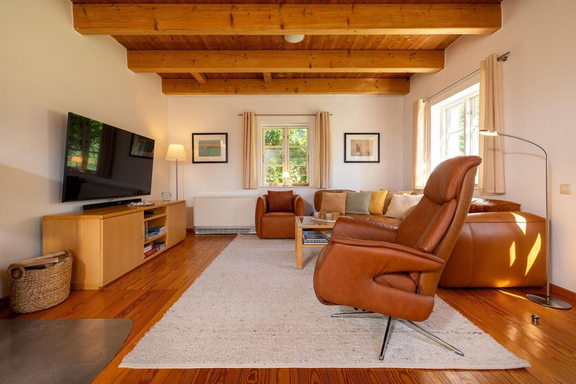 Ferienhaus Preetz 1A - Idylle Unter Reet Burtevitz Luaran gambar